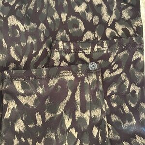 Women’s Onzie small medium gold foil black leopard print leggings pants